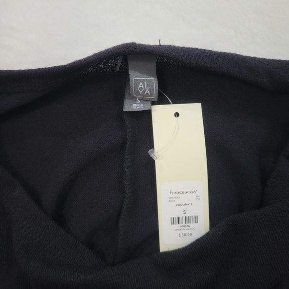 Alya Scoop-Neck Long Sleeve Top in Black Women's Size S - Picture 3 of 3